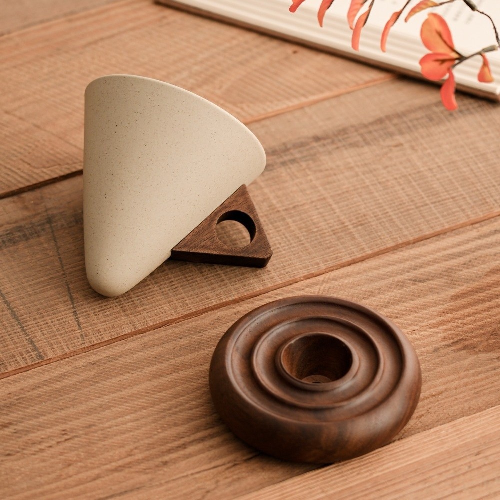 Handmade Ceramic Mug - Tasse conique triangulaire en céramique rustique,