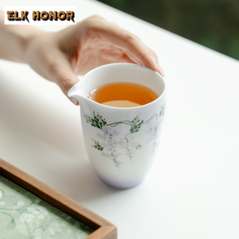 Fleur de glycine peinte à la m - Handmade Ceramic Mug avis et prix